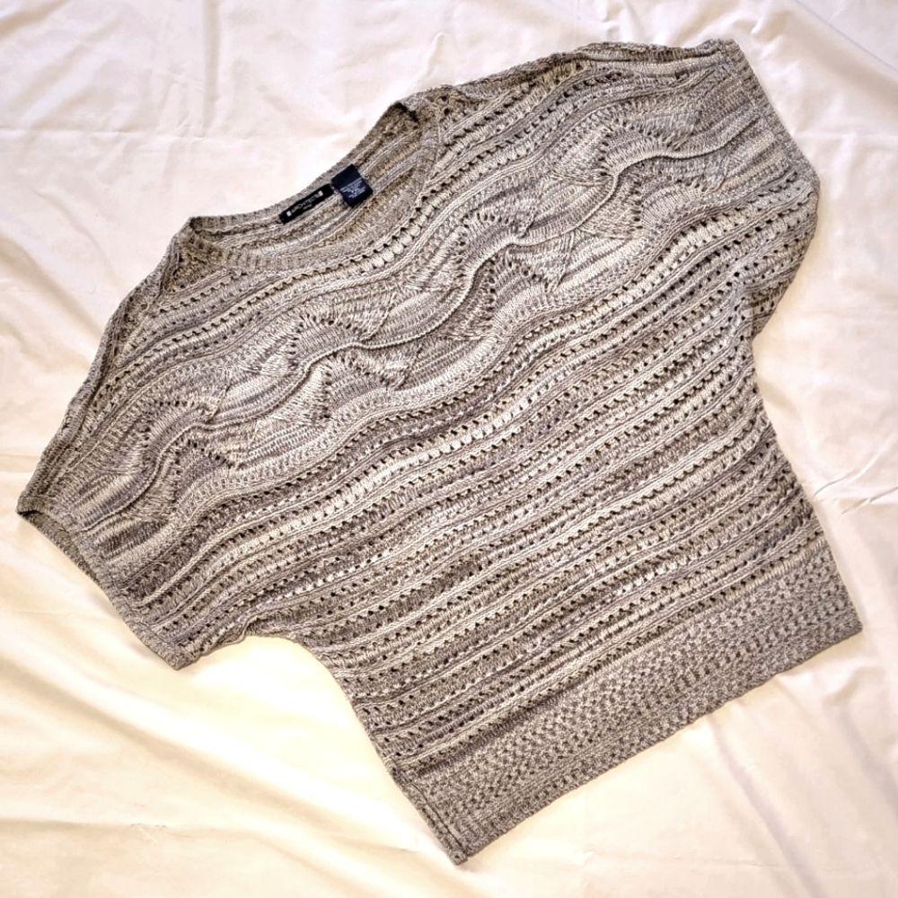 Architect petite marled gray knit short dolman sleeve sweater with banded bottom